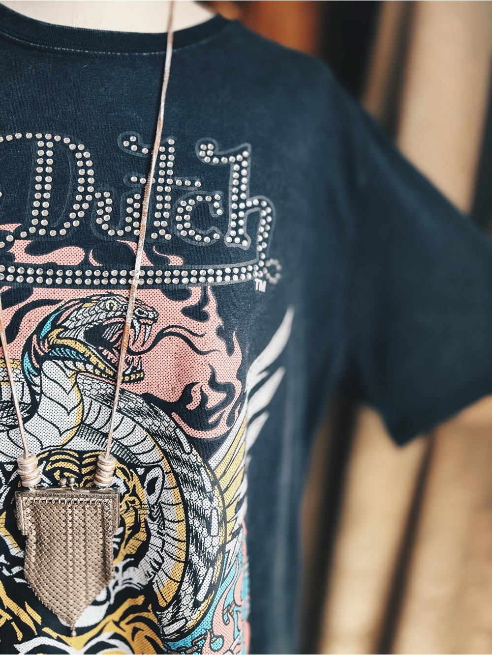 Von Dutch Rhinestone Tiger Snake Graphic Tee Mineral Wash Black Pink Size L - Picture 6 of 8